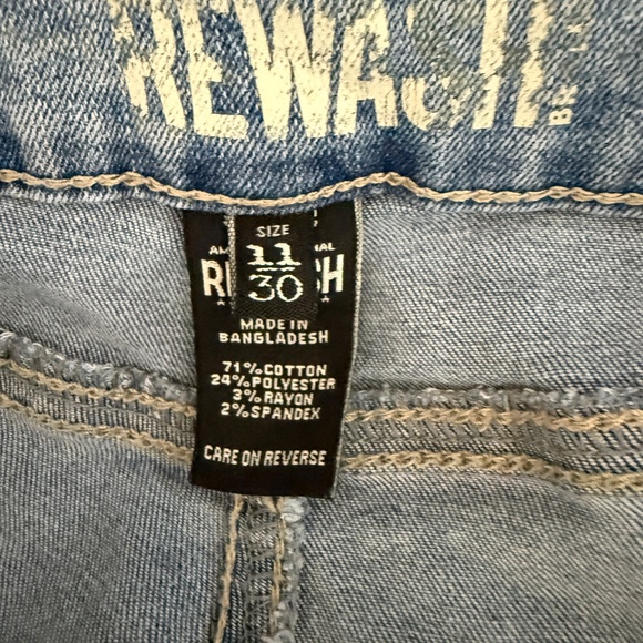 Rewash mid rise distressed denim shorts - Picture 6 of 7